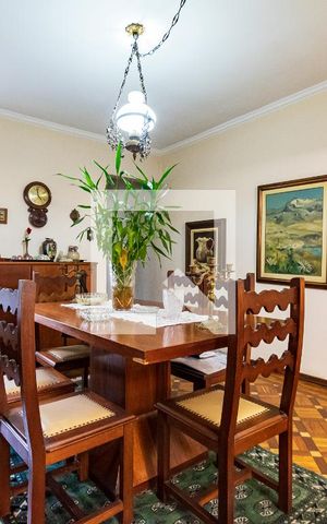 Casa para alugar com 200m², 4 quartos e 1 vaga Casa para alugar com 200m², 4 quartos e 1 vagaSala