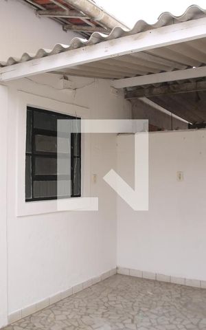 Casa para alugar com 116m², 2 quartos e 2 vagasLavanderia /Edicula