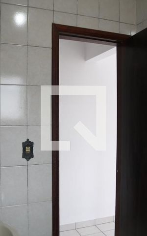 Casa para alugar com 116m², 2 quartos e 2 vagasBanheiro suite
