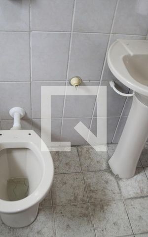 Casa para alugar com 116m², 2 quartos e 2 vagasBanheiro suite