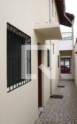 Casa para alugar com 116m², 2 quartos e 2 vagasQuintal