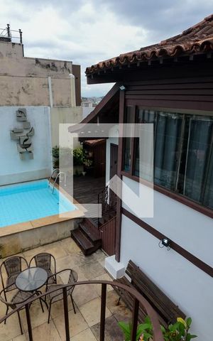 Apartamento à venda com 293m², 3 quartos e 1 vaga Apartamento à venda com 293m², 3 quartos e 1 vagaTerraço