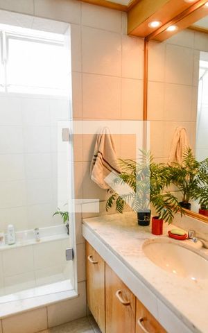 Apartamento à venda com 293m², 3 quartos e 1 vaga Apartamento à venda com 293m², 3 quartos e 1 vagaBanheiro Social