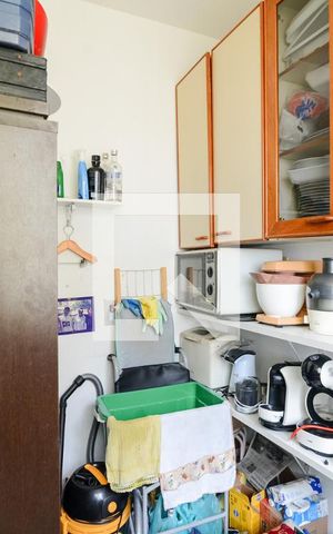 Apartamento à venda com 293m², 3 quartos e 1 vaga Apartamento à venda com 293m², 3 quartos e 1 vagaQuarto de Serviço