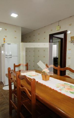 Casa para alugar com 130m², 3 quartos e 3 vagasCozinha