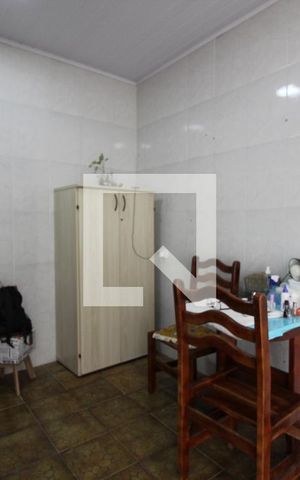Casa para alugar com 130m², 3 quartos e 3 vagasCozinha da Edícula