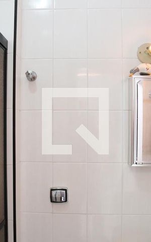Apartamento para alugar com 170m², 3 quartos e 2 vagasBanheiro de Serviço