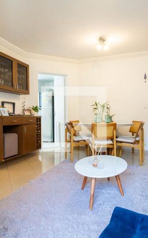 Apartamento à venda com 54m², 2 quartos e 1 vaga Apartamento à venda com 54m², 2 quartos e 1 vagaSala