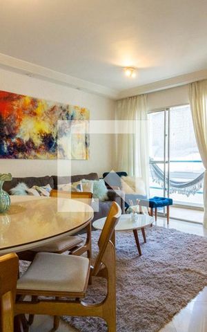 Apartamento à venda com 54m², 2 quartos e 1 vaga Apartamento à venda com 54m², 2 quartos e 1 vagaSala