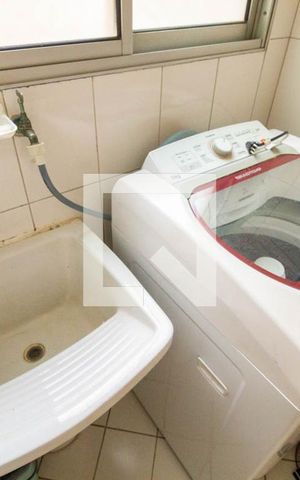 Apartamento à venda com 54m², 2 quartos e 1 vaga Apartamento à venda com 54m², 2 quartos e 1 vagaLavanderia