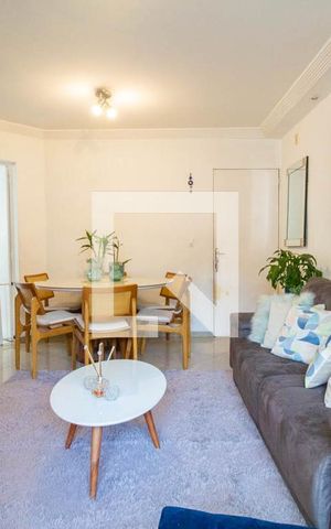 Apartamento à venda com 54m², 2 quartos e 1 vaga Apartamento à venda com 54m², 2 quartos e 1 vagaSala