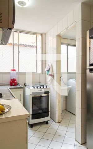 Apartamento à venda com 54m², 2 quartos e 1 vaga Apartamento à venda com 54m², 2 quartos e 1 vagaCozinha