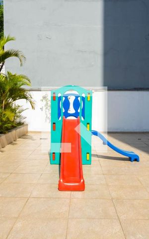 Apartamento à venda com 54m², 2 quartos e 1 vaga Apartamento à venda com 54m², 2 quartos e 1 vagaÁrea Comum - Playground