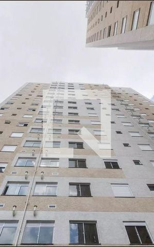 Apartamento à venda com 42m², 2 quartos e sem vaga Apartamento à venda com 42m², 2 quartos e sem vagaFachada
