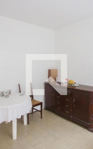 Casa à venda com 245m², 3 quartos e 2 vagasCozinha