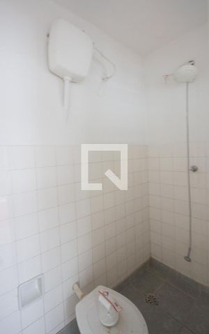 Casa à venda com 245m², 3 quartos e 2 vagasBanheiro de Serviço