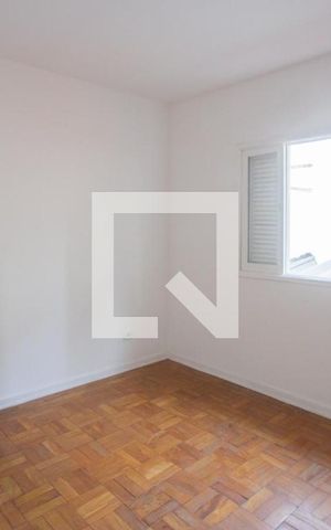 Casa à venda com 245m², 3 quartos e 2 vagasSuíte
