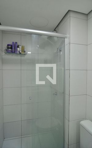 Apartamento para alugar com 55m², 2 quartos e 1 vagaBanheiro 