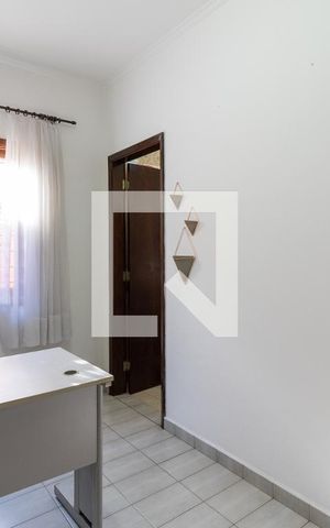 Casa à venda com 400m², 3 quartos e 2 vagasQuarto de Serviço