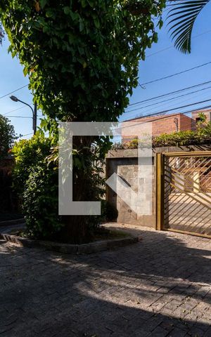 Casa à venda com 400m², 3 quartos e 2 vagasGaragem