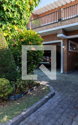 Casa à venda com 400m², 3 quartos e 2 vagasGaragem