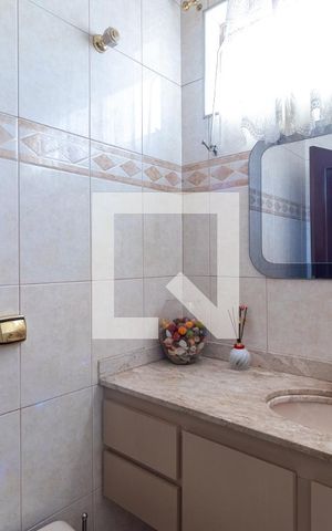 Casa à venda com 400m², 3 quartos e 2 vagasLavabo
