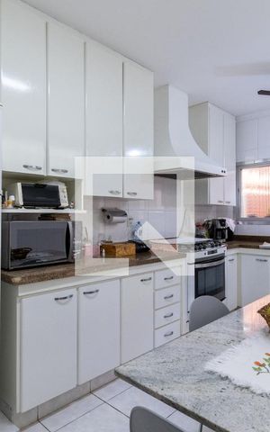 Casa à venda com 400m², 3 quartos e 2 vagasCozinha