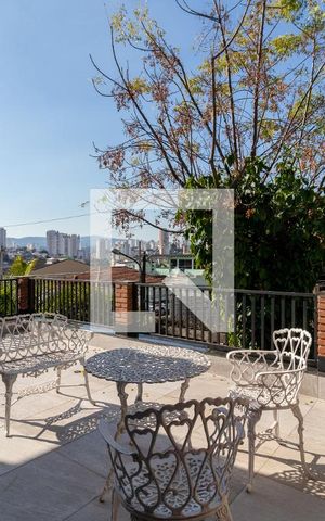 Casa à venda com 400m², 3 quartos e 2 vagasVaranda da Sala