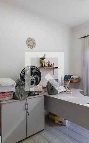 Casa à venda com 400m², 3 quartos e 2 vagasQuarto de Serviço