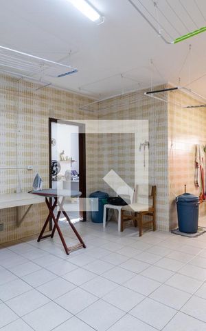 Casa à venda com 400m², 3 quartos e 2 vagasÁrea de Serviço