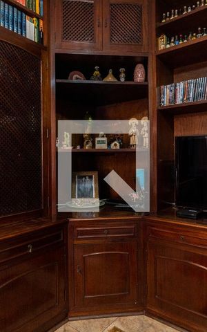 Casa à venda com 400m², 3 quartos e 2 vagasquarto de tv