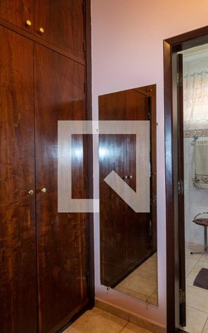 Casa à venda com 400m², 3 quartos e 2 vagasCloset da Suíte