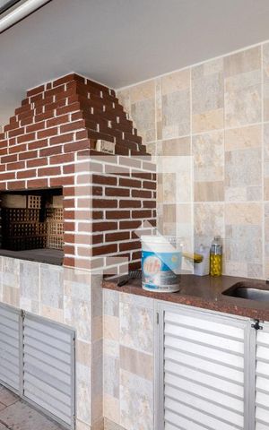 Casa à venda com 400m², 3 quartos e 2 vagasChurrasqueira