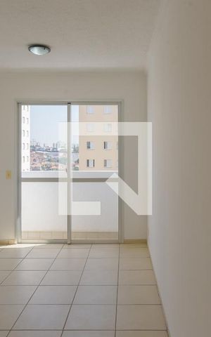 Apartamento para alugar com 80m², 3 quartos e 1 vaga Apartamento para alugar com 80m², 3 quartos e 1 vagaSala