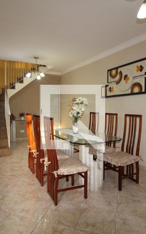 Casa à venda com 270m², 3 quartos e 8 vagasSala de Estar