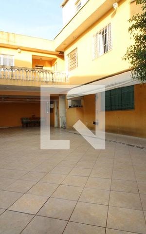 Casa à venda com 270m², 3 quartos e 8 vagasGaragem