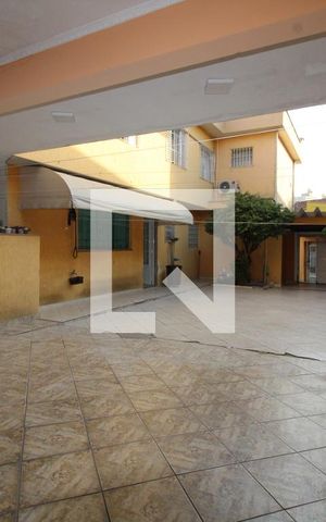 Casa à venda com 270m², 3 quartos e 8 vagasÁrea comum - Churrasqueira