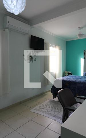Casa à venda com 270m², 3 quartos e 8 vagasQuarto 1