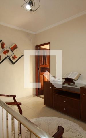 Casa à venda com 270m², 3 quartos e 8 vagasCorredor