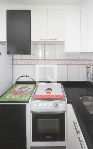 Apartamento à venda com 47m², 2 quartos e 1 vaga Apartamento à venda com 47m², 2 quartos e 1 vagaCozinha