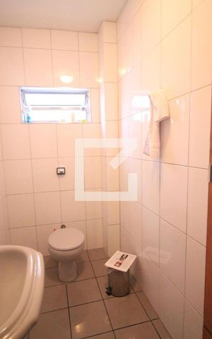 Casa à venda com 250m², 4 quartos e 3 vagasLavabo 