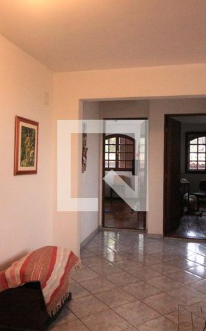 Casa à venda com 250m², 4 quartos e 3 vagasHall dos quartos 
