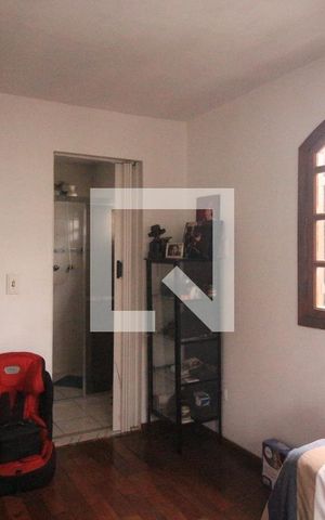 Casa à venda com 250m², 4 quartos e 3 vagasSuíte 