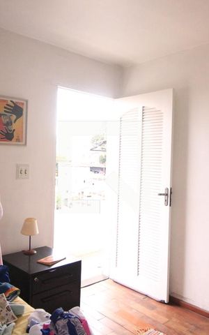 Casa à venda com 250m², 4 quartos e 3 vagasSuíte 2