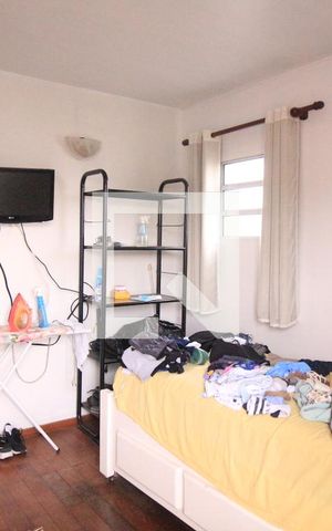Casa à venda com 250m², 4 quartos e 3 vagasSuíte 2