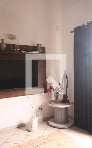 Casa à venda com 250m², 4 quartos e 3 vagasSala