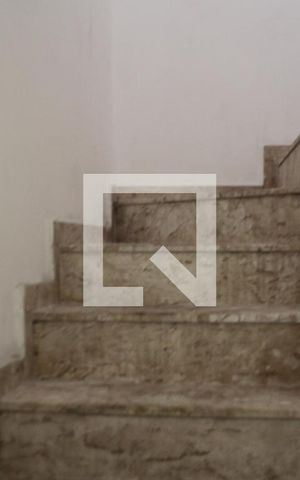 Casa à venda com 270m², 3 quartos e 1 vagaEscada