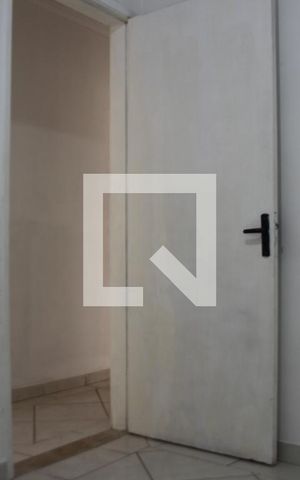Casa à venda com 270m², 3 quartos e 1 vagaDormitório 2