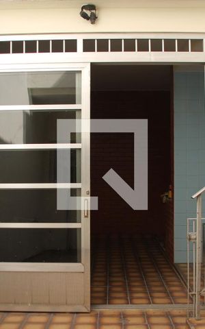 Casa à venda com 270m², 3 quartos e 1 vagaÁrea comum