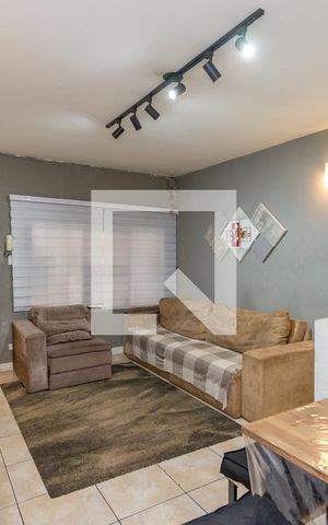 Casa para alugar com 100m², 2 quartos e 1 vaga Casa para alugar com 100m², 2 quartos e 1 vagaSala
